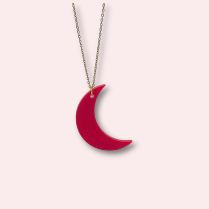 Moon Glow Pendant Necklace
